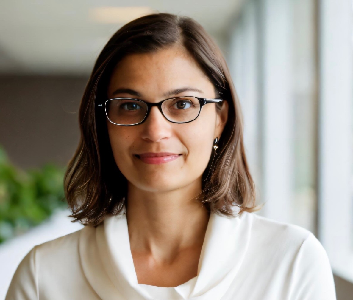 Photo of Ana Weil
