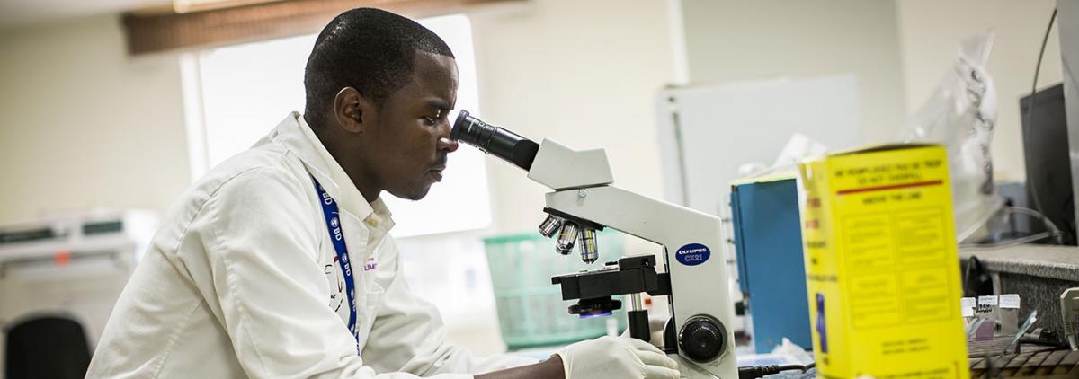 Photo of Lab worker in Nairobi Kenya
