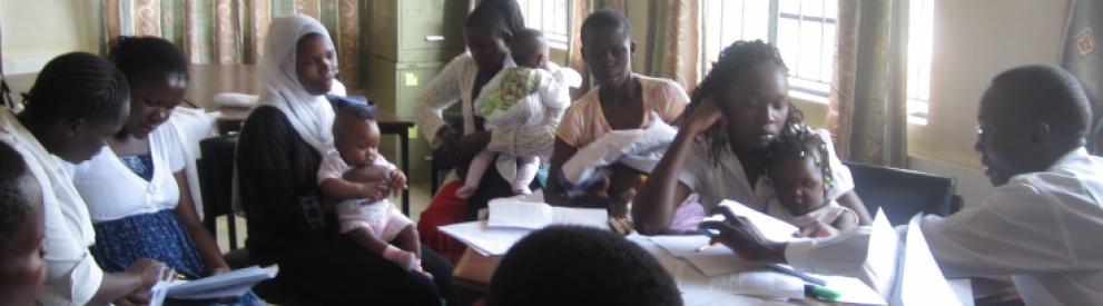 Mothers and babies in Kenya
